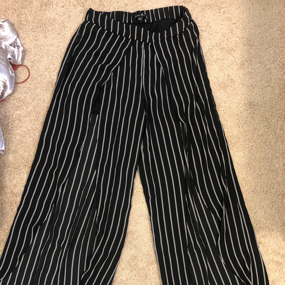 Black flare striped pant